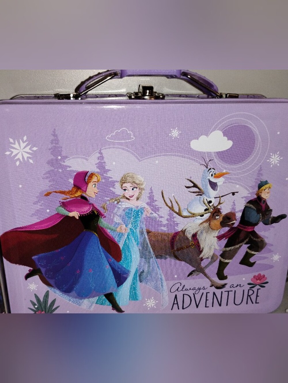Frozen Character Tin Case - Purple Elsa & Anna Design
